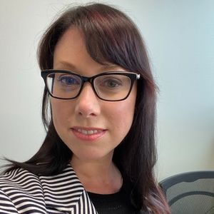Meet your Posher, Holly